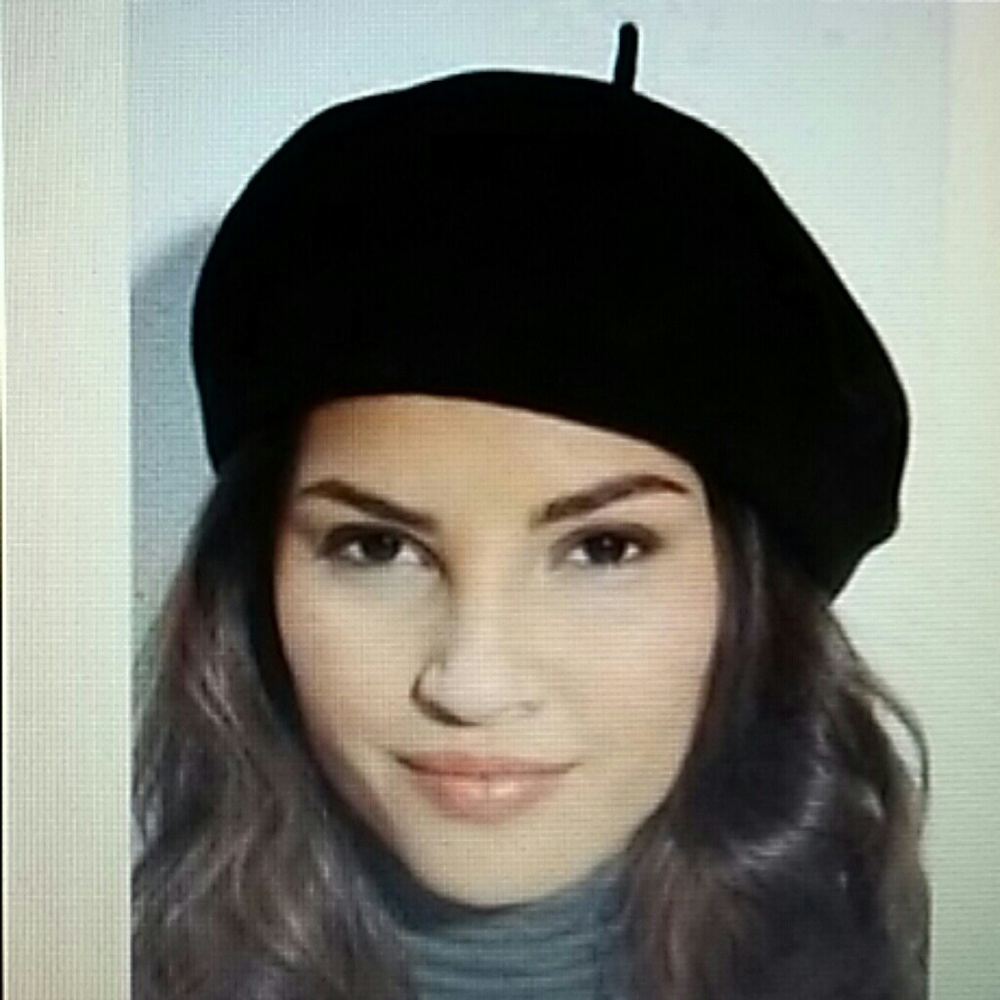 Beret - image 1